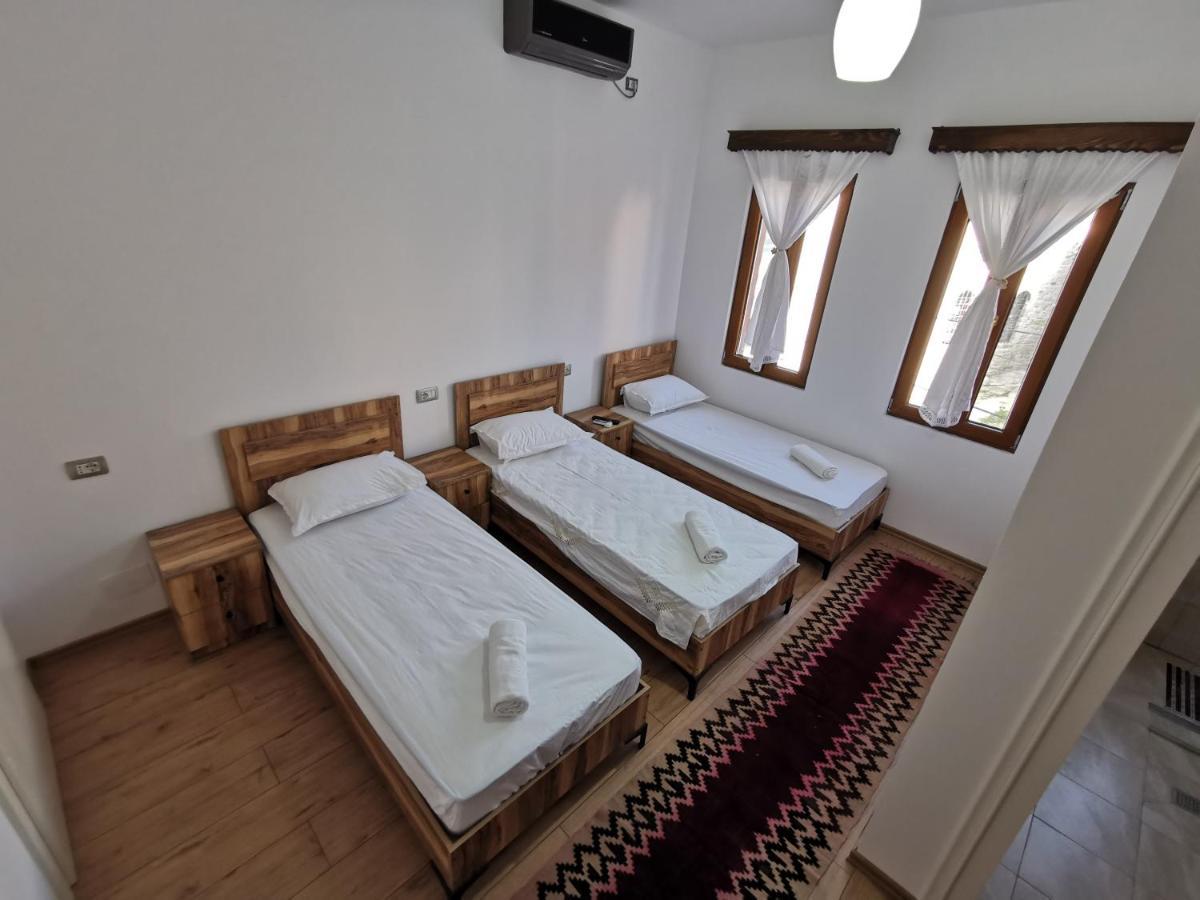 مبيت وإفطار بيرات Bujtina Valgent المظهر الخارجي الصورة