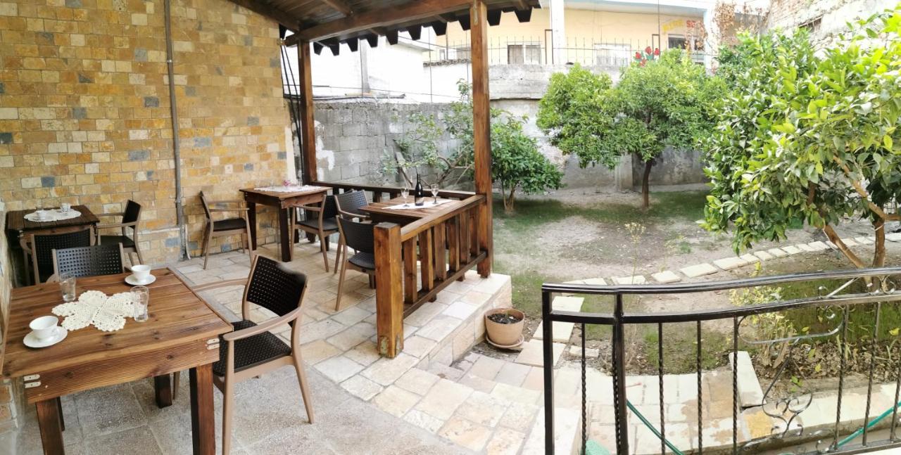 مبيت وإفطار بيرات Bujtina Valgent المظهر الخارجي الصورة